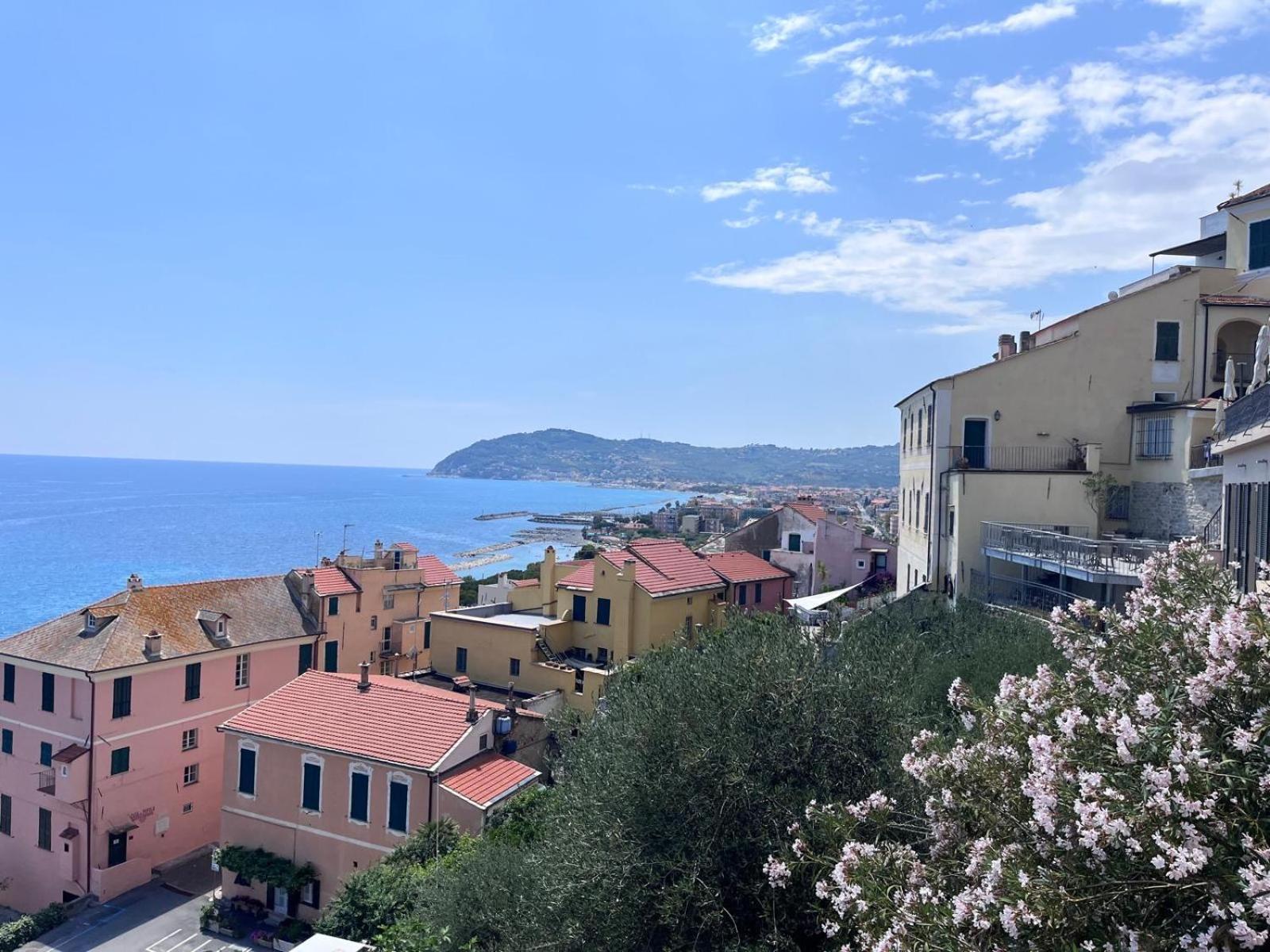 La Finestra Sul Borgo Bed and Breakfast Cervo Buitenkant foto